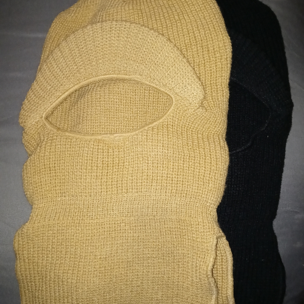 Winter hat - Picture 5 of 9